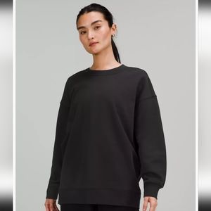 NWT Perfectly oversized crew